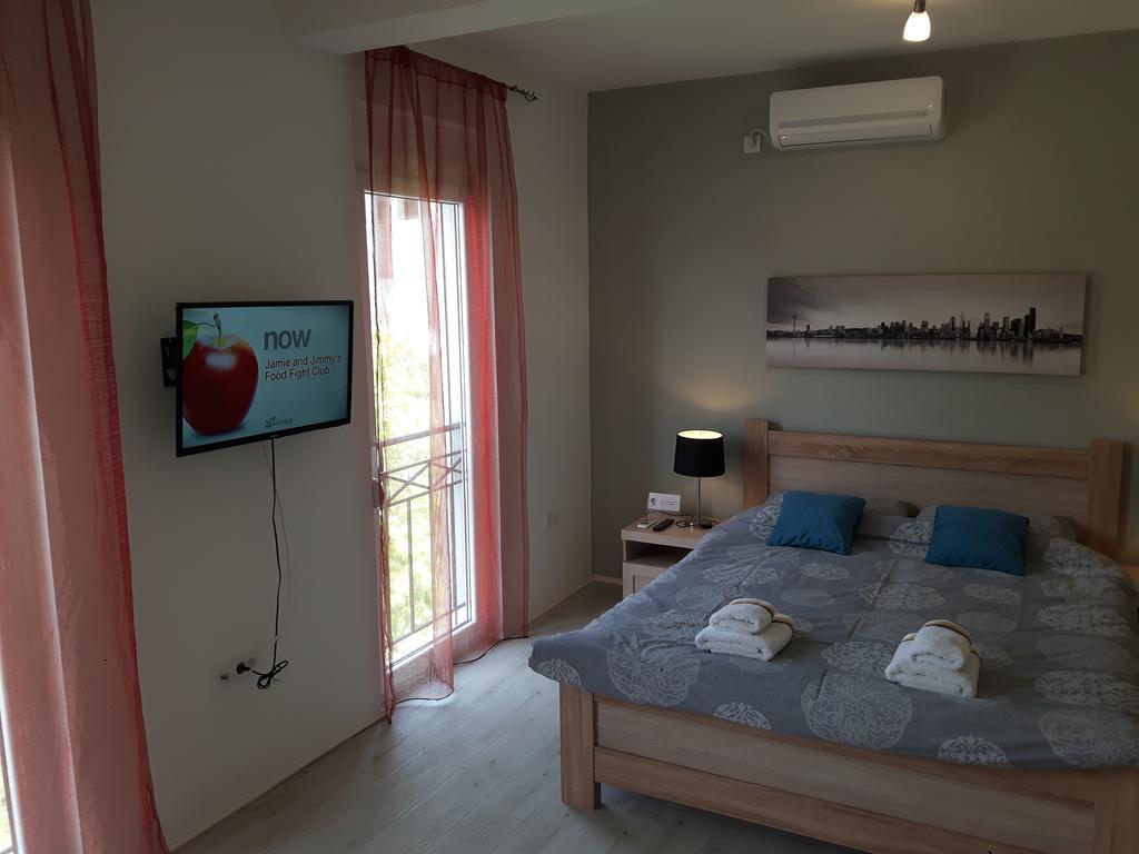 Apartments Grgurevic كوتور المظهر الخارجي الصورة