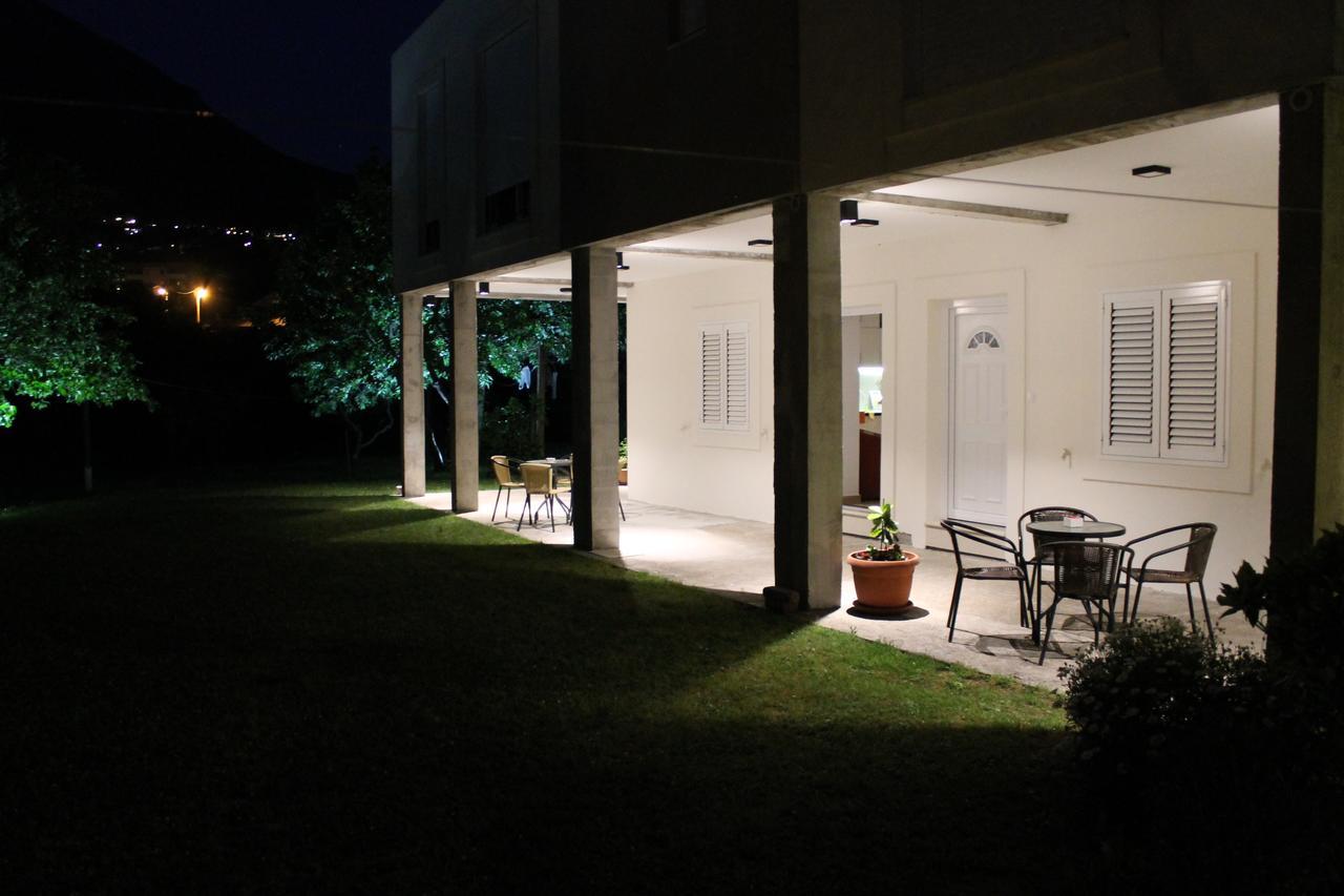Apartments Grgurevic كوتور المظهر الخارجي الصورة