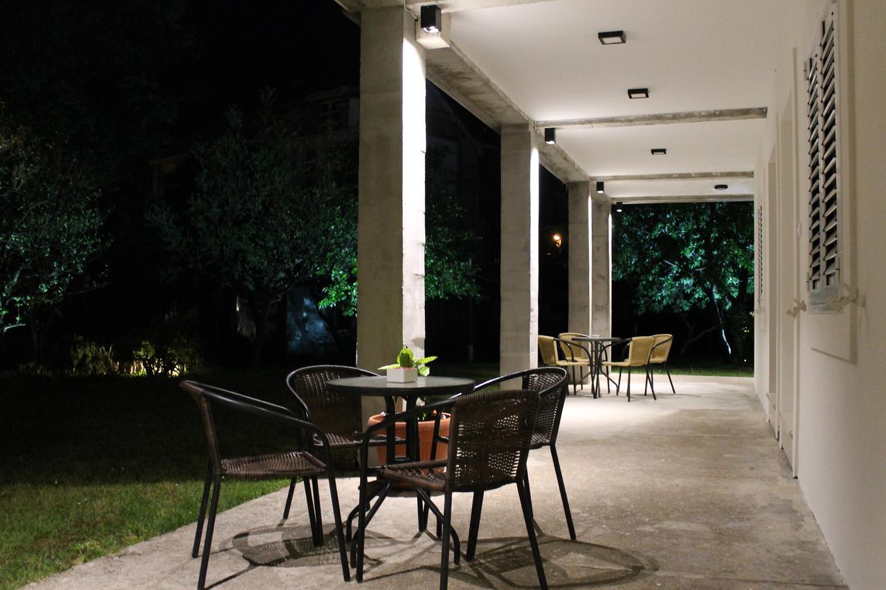 Apartments Grgurevic كوتور المظهر الخارجي الصورة