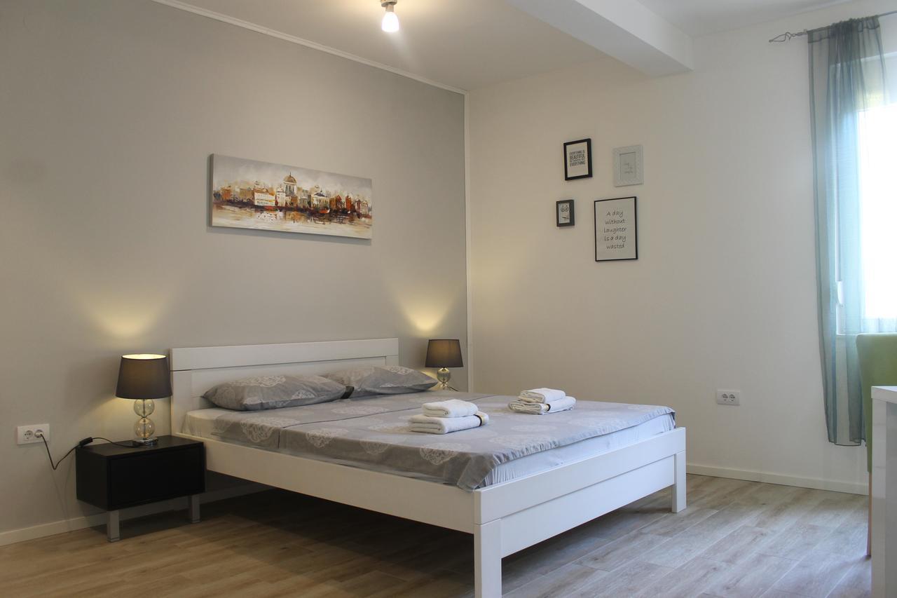 Apartments Grgurevic كوتور المظهر الخارجي الصورة